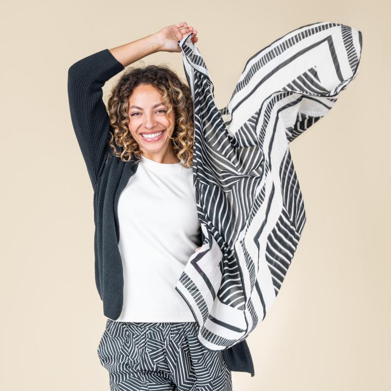 Living Crafts RAYEN Tuch Farbe: stripe/memory Größe: ONE